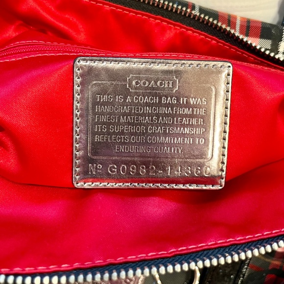 Coach Poppy Glam Tartan Plaid Large red & black Tote. Double Front Zipper - Picture 5 of 16